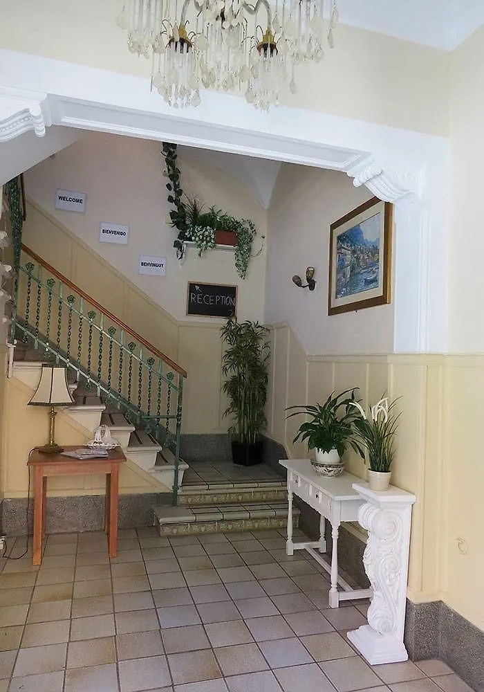 Regina Selfcheck-In Smart Rooms Palma de Mallorca Guest house