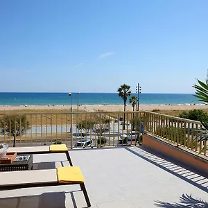 https://aparthotel-solifemar-castelldefels.topbarcelonahotels.com